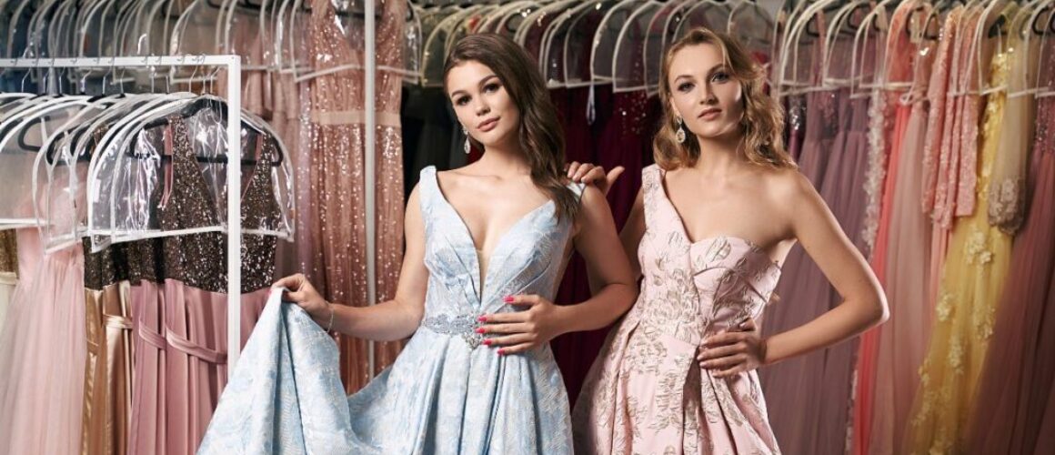 Jak si vybrat šaty podle postavy