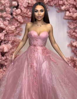 Šaty Positano – dlouhé plesové šaty s korzetovým živůtkem a bohatou tylovou sukní - broskvová