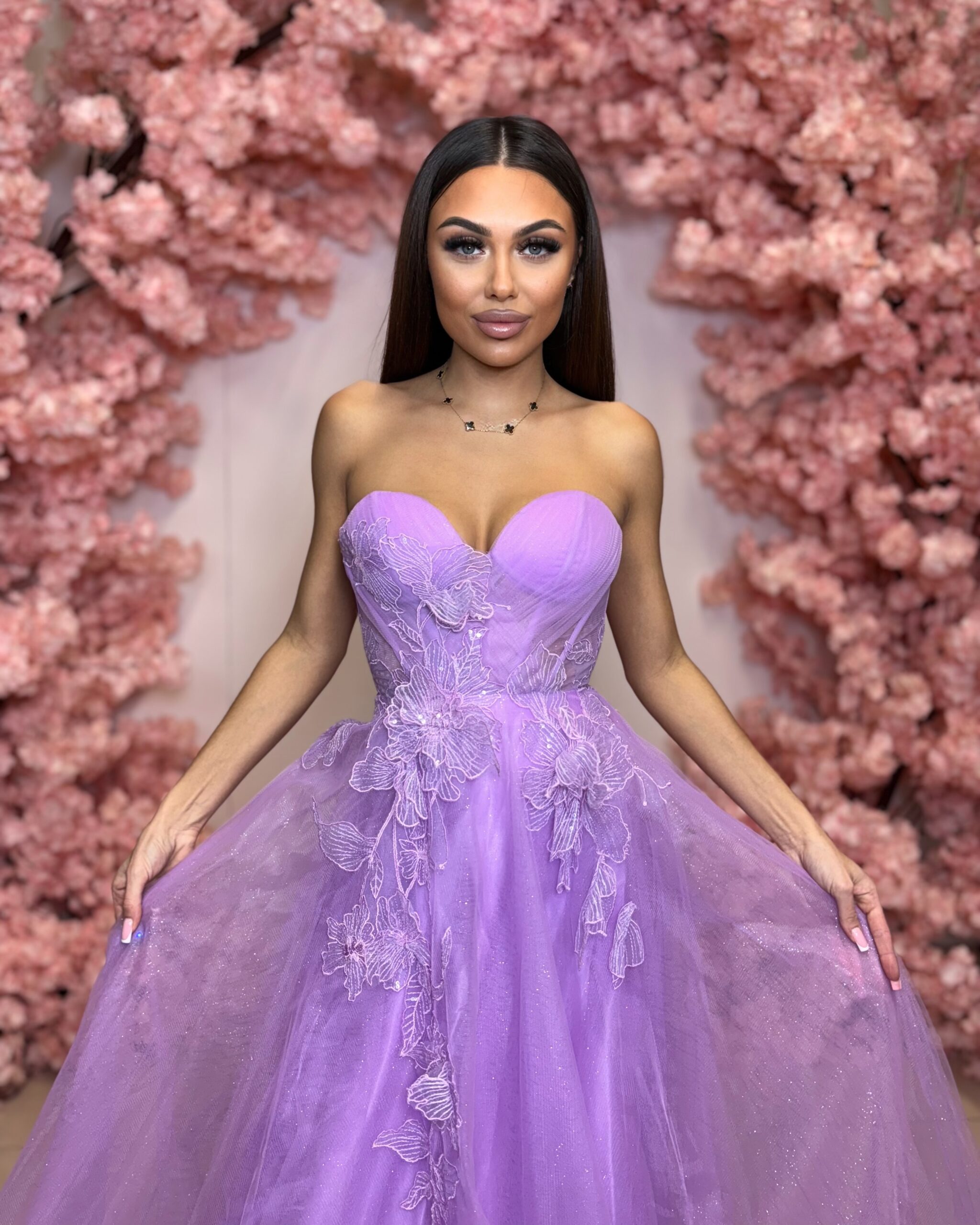 Šaty Positano – dlouhé plesové šaty s korzetovým živůtkem a bohatou tylovou sukní - fialová